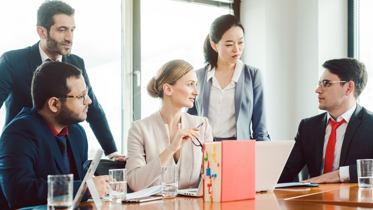 6 Important Lessons Learned In Building An In-House SEO Team