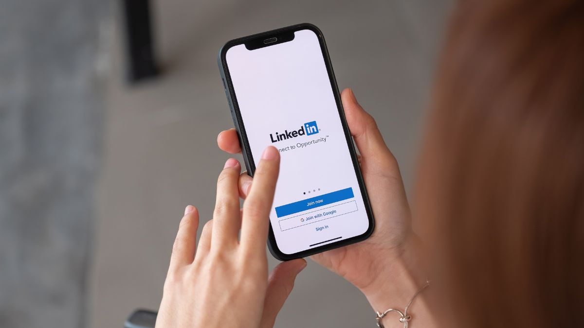 LinkedIn Modifies Its Content Rankings